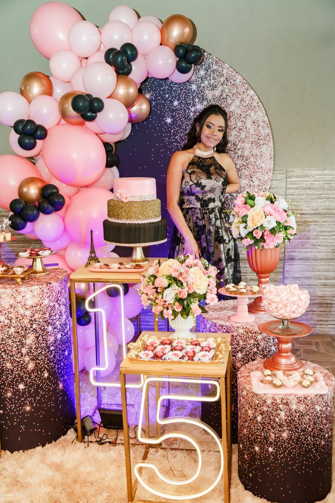 Foto Comemorando os 15 anos da Beatriz - Barueri - São Paulo - Imagem 6