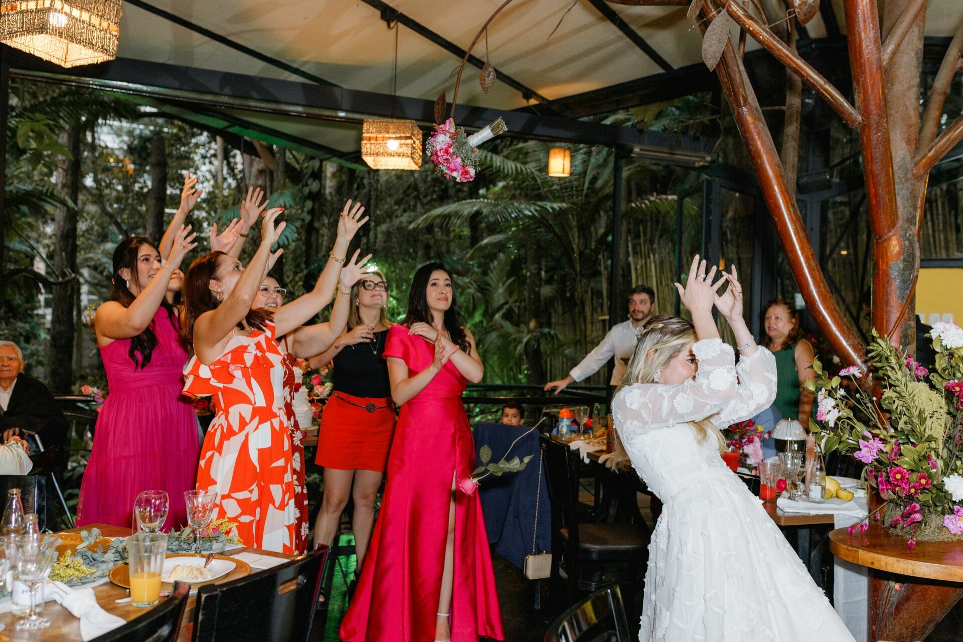 Foto Jéssica & Bruno - Casamento Civil Canto da Mata - Osasco - São Paulo Foto Jéssica & Bruno - Casamento Civil Canto da Mata - Osasco - São Paulo - Imagem 135