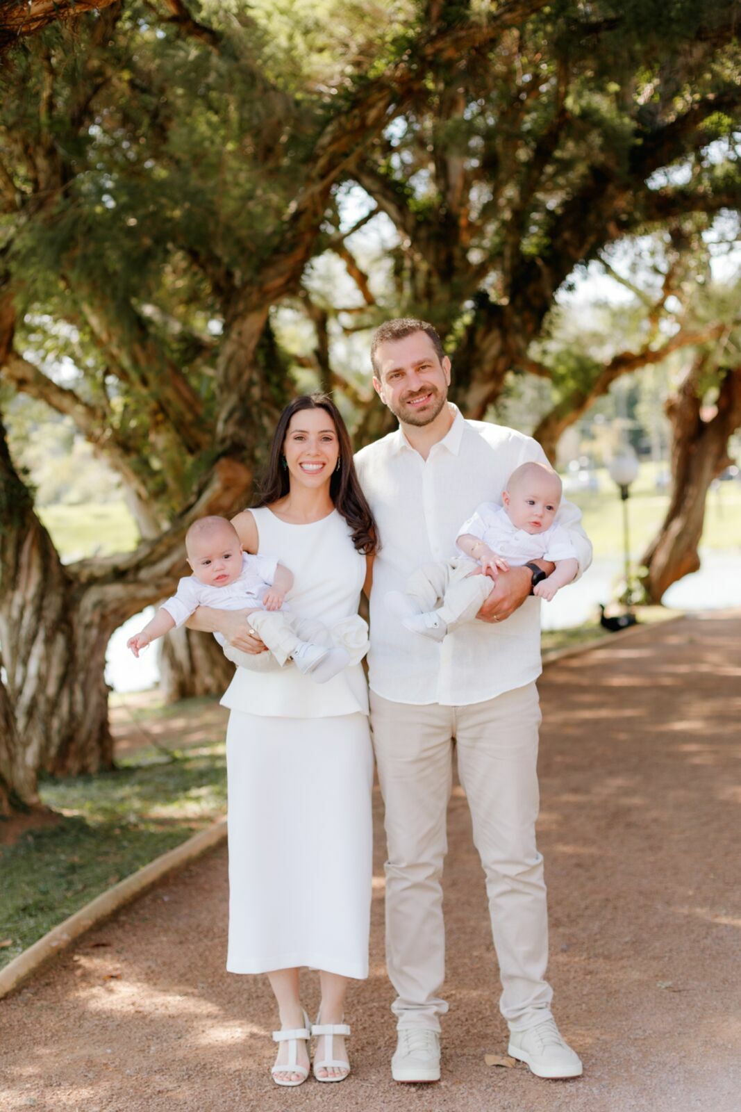 Foto Batizado Pedro e Gabriel - Capela Alphaville Campinas - São Paulo - Imagem 0