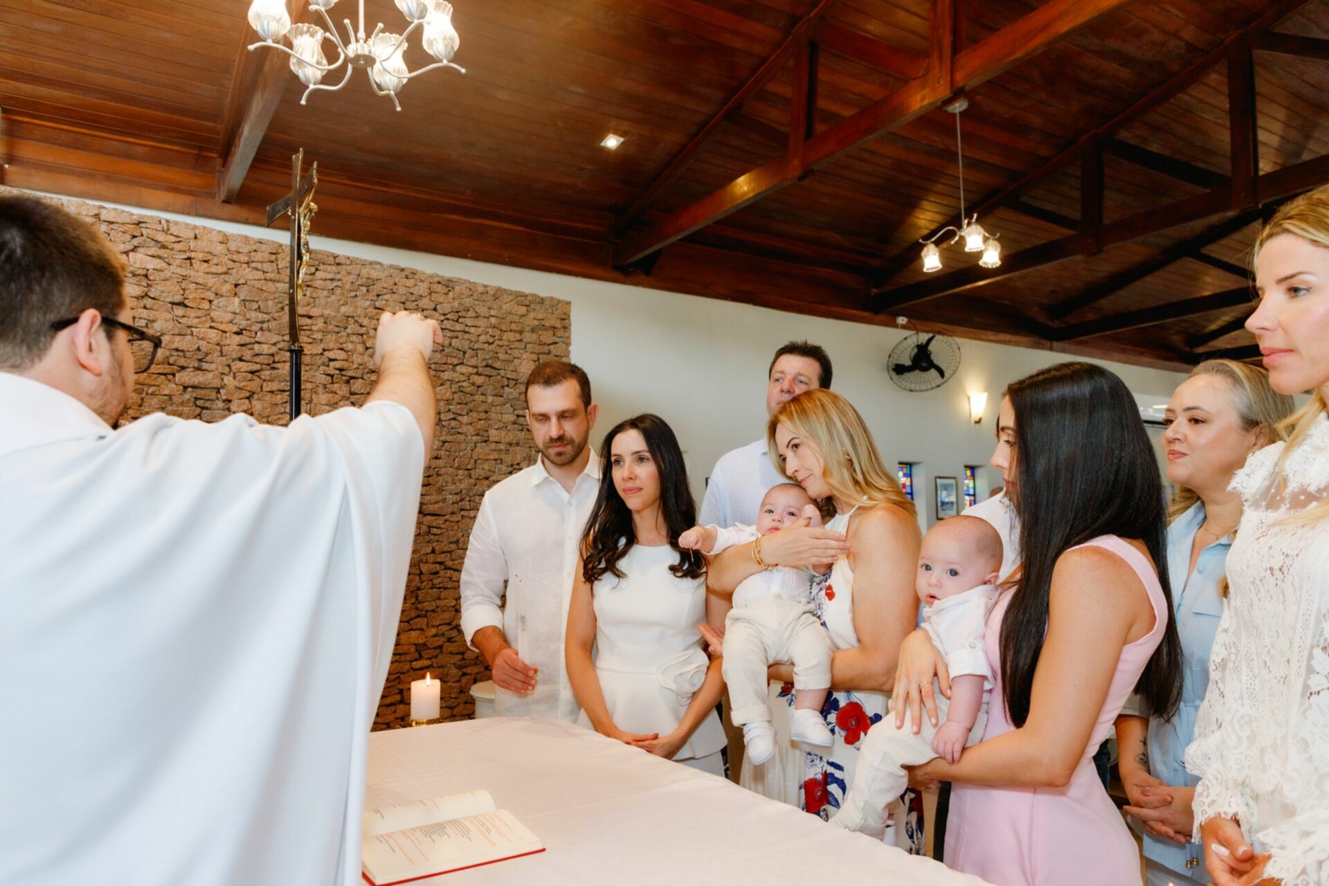 Foto Batizado Pedro e Gabriel - Capela Alphaville Campinas - São Paulo - Imagem 121
